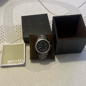 Michael Kors Everest Chronograph Gunmetal Stainless Steel Bracelet Watch